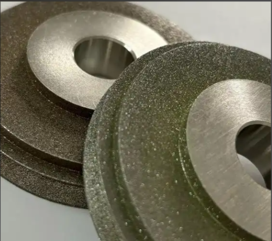 Coated diamond powder gives the option of customized surface treatments