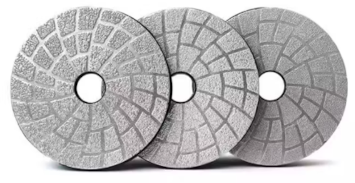 Diamond metal bond polishing pad
